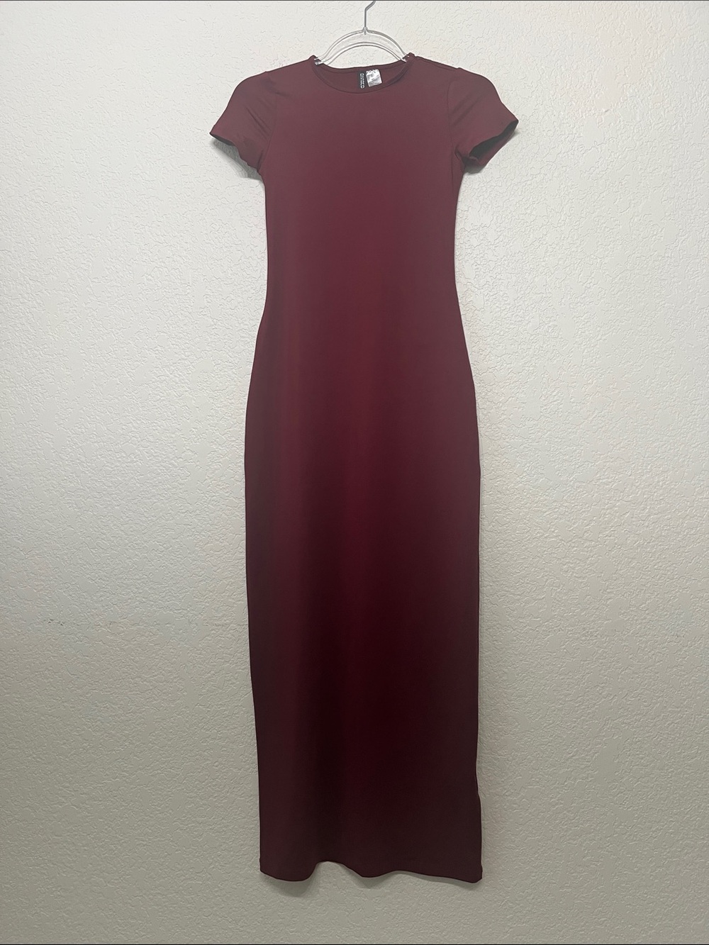 Divided Women’s XS Burgundy Short-Sleeve Bodycon Maxi Dress